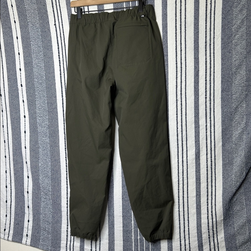 The North Face Women’s Jogger Pants - Picture 3 of 3